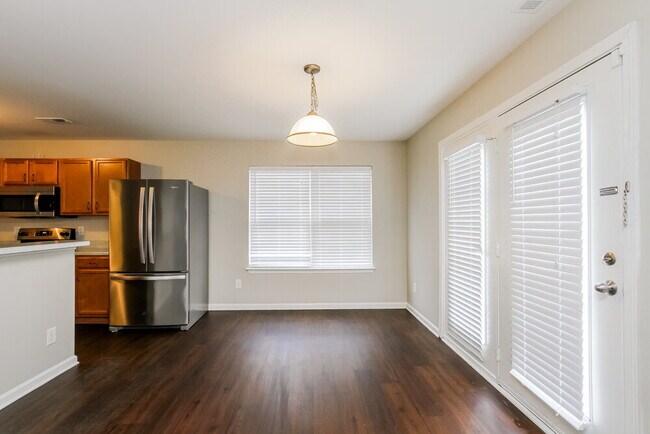 Photo - 2405 Richard Rozzelle Dr