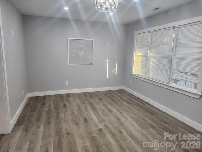 Photo - 55 Springfield Dr