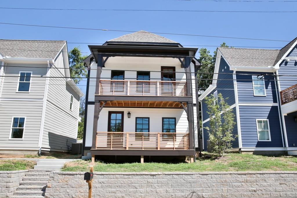 Photo - 1209 Davidson St