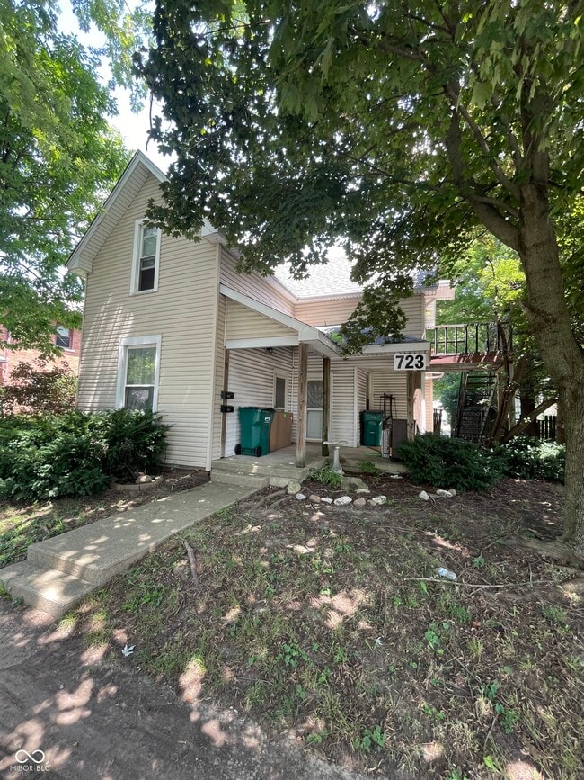 Building Photo - 723 N Lebanon St Unit 1/2 Rental