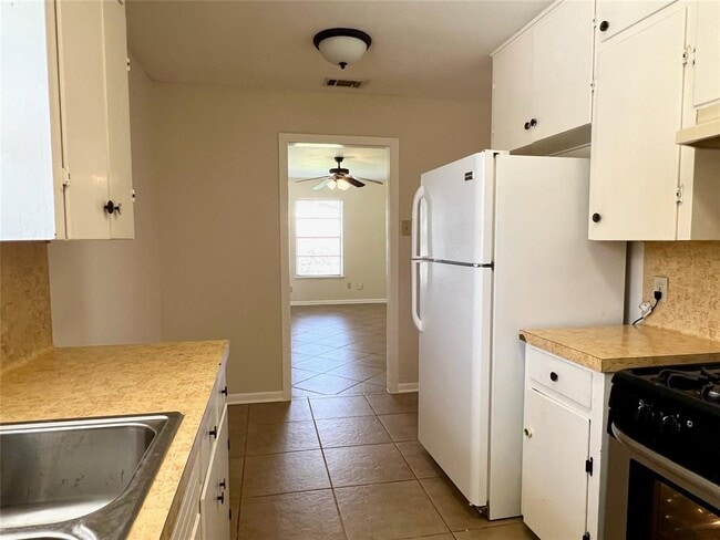 Photo - 3114 Hunt Trail