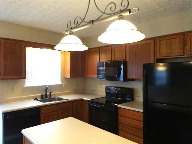 Photo - 7066 Bryemar Dr