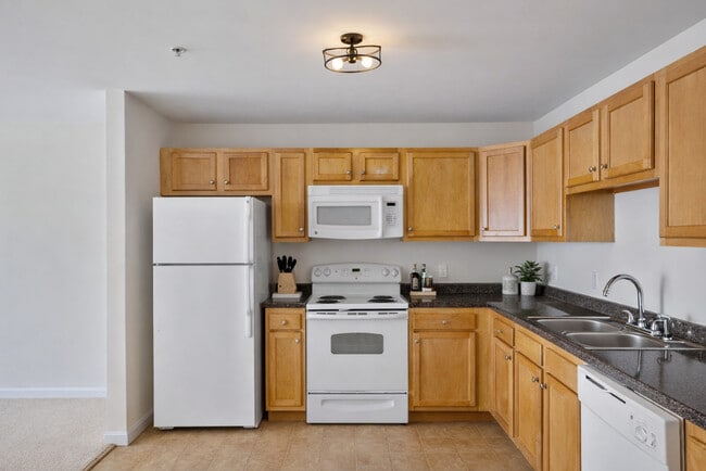 Elora Flats & Townhomes
