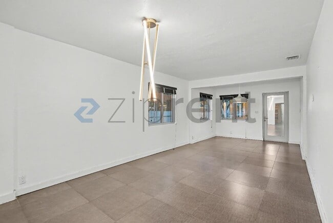 Photo - 5210 NW 5th Ave