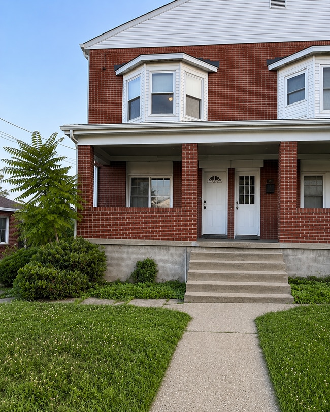 Building Photo - 525-529-529 Farnsworth St Unit 525