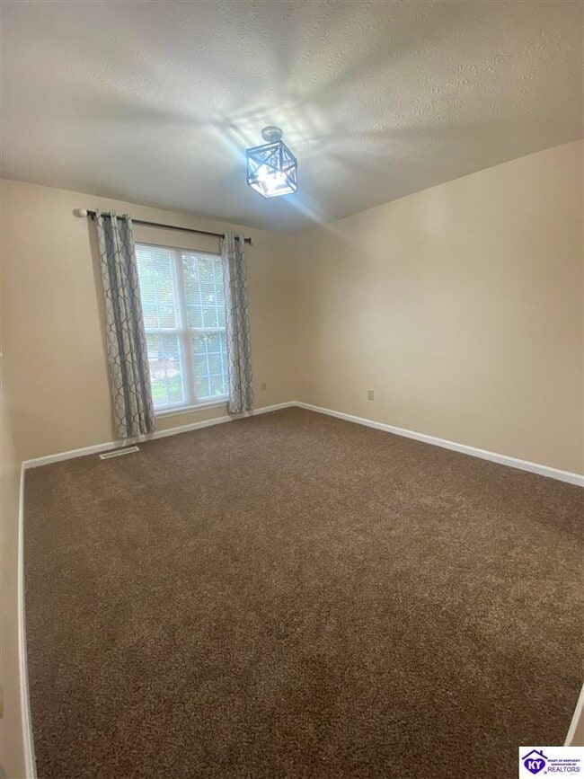 Photo - 1107 Amanda Jo Dr