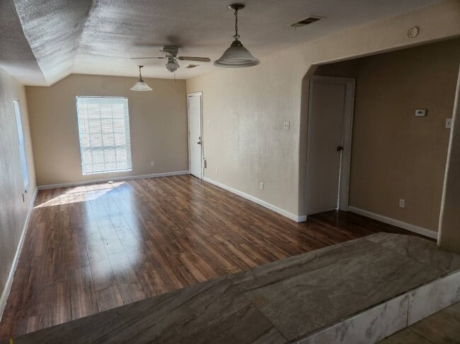 Living Room - 4819 Nome St