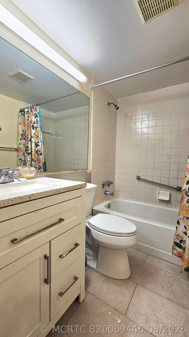 Photo - 1004 Green Pine Blvd Unit G1