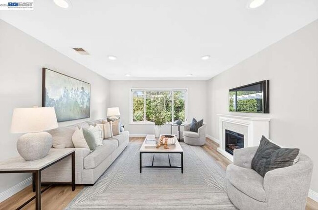 Photo - 4127 Alvarado St