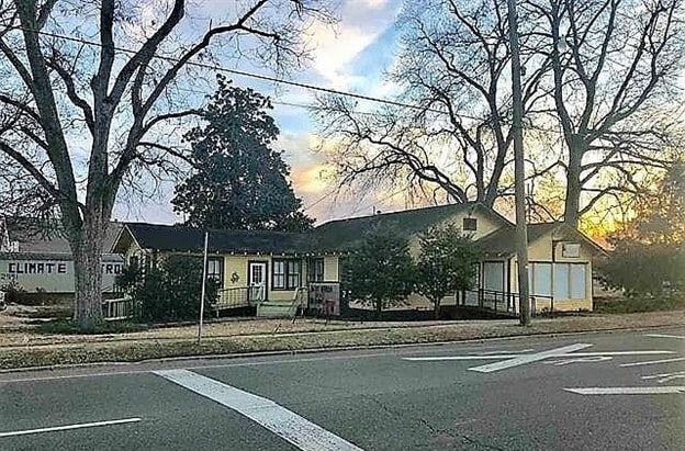 Photo - 410 E Madison Ave