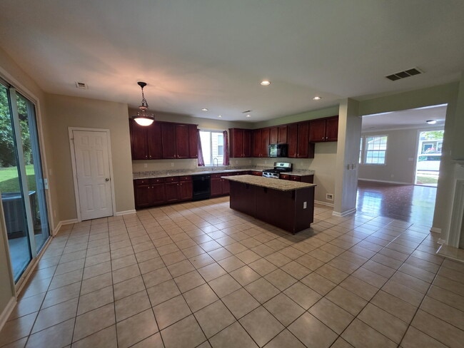 Photo - 46 Brookview Dr