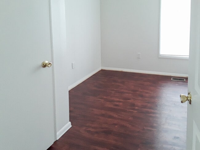 Photo - 249 Doggett Ln