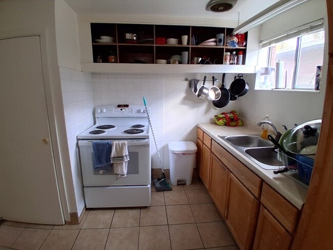 Photo - 778 N 600 E