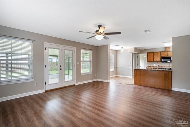 Photo - 5320 Powrie Dr