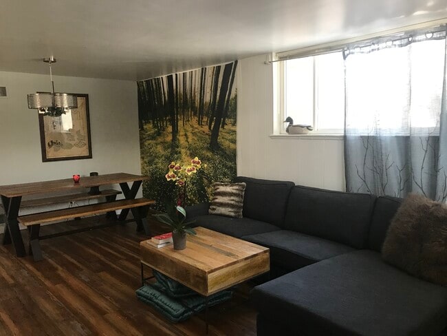 Photo - 2763 Hooker St Unit na