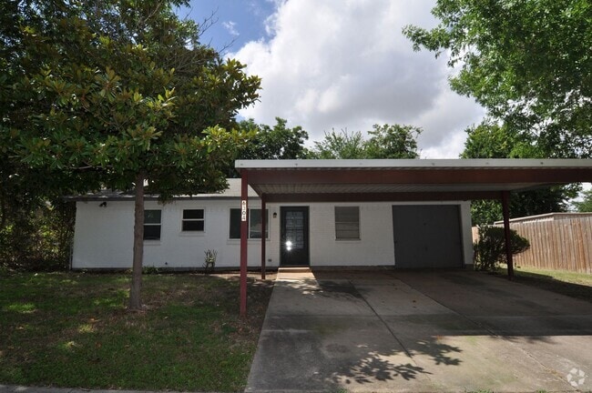 Building Photo - 6304 Dream Ln Rental