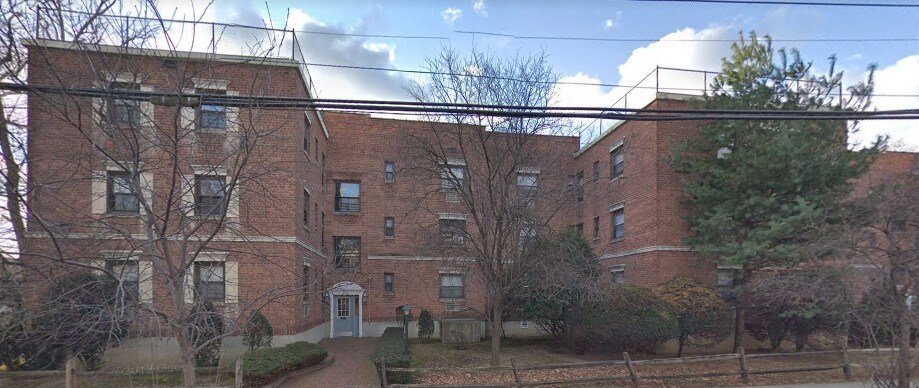 Photo - 204-16 43rd Avenue