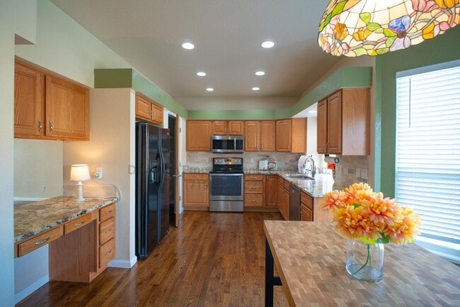 Photo - 3350 Castellon Dr