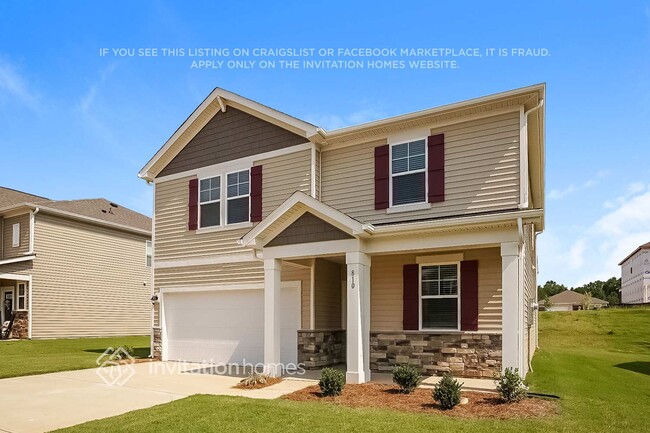 Photo - 810 Olde England Dr