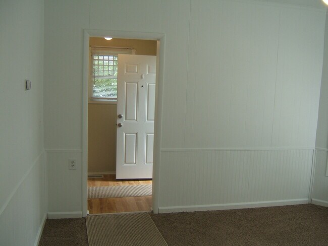 Photo - 104 Lincoln St