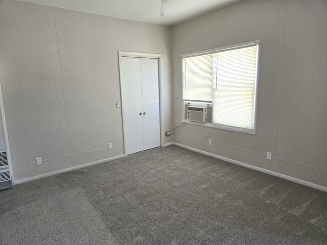 Photo - 208 S Main St Unit 2F