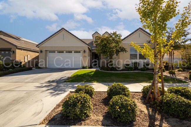 4 Bedroom/2 Bath Home with Paid Solar - $2... - 4 Bedroom/2 Bath Home with Paid Solar - $2...