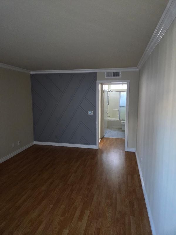 Photo - 618 E Magnolia Blvd