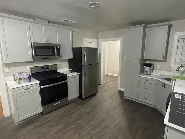 Photo - 3737 Shelby Dr