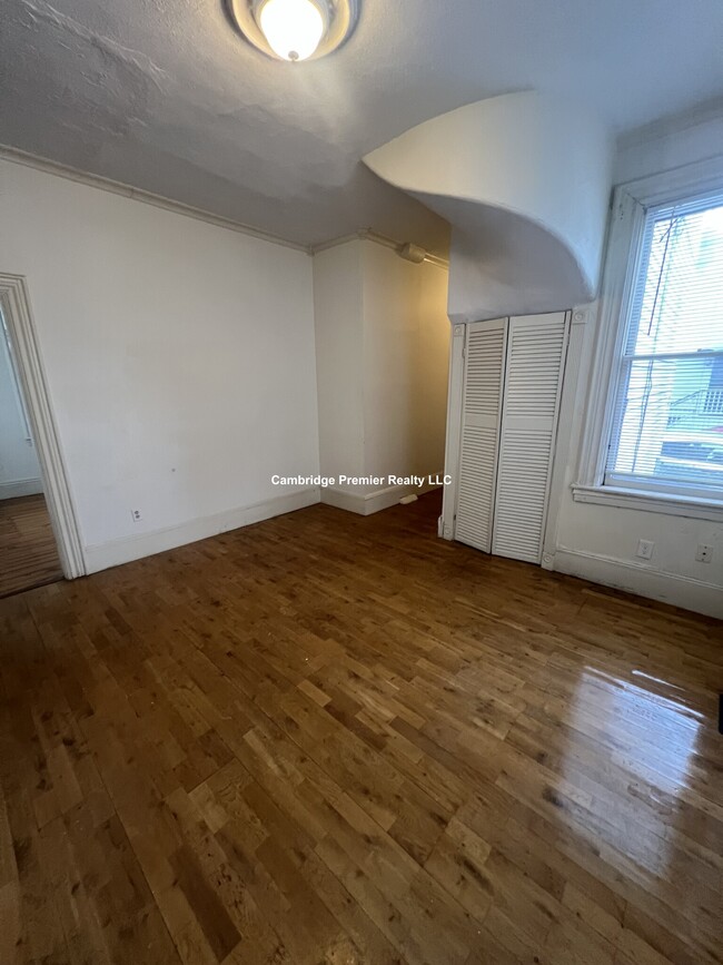 Photo - 352 Norfolk St Apartments