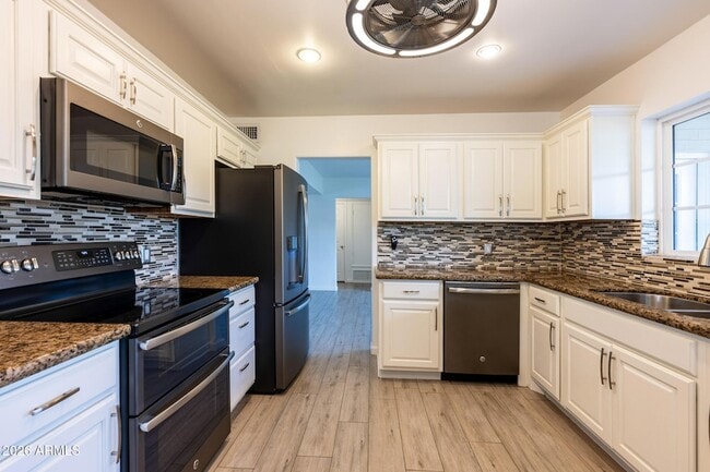 Photo - 8322 E Wilshire Dr