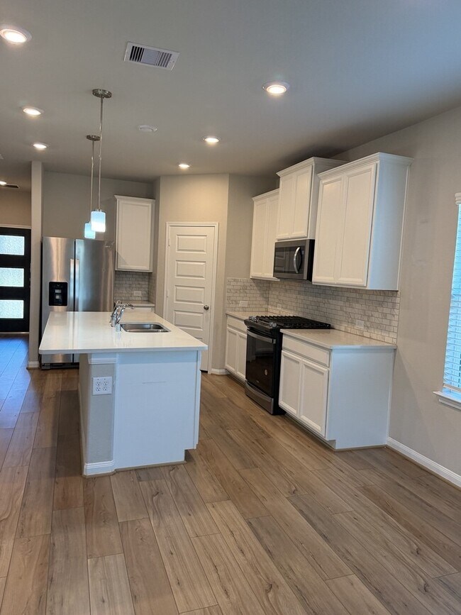 Photo - 6634 Bridge Mountain Trl