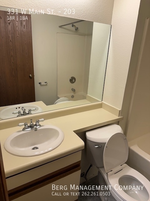 Photo - 331 W Main St Unit 203
