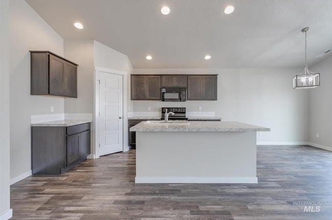 Photo - 3400 W Adios St