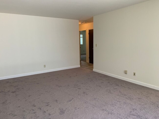Photo - 2 bedroom 2 bath, large patio deck, commun... Unit 16