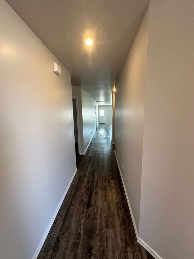 Photo - Now Available — Your Spacious 4 Bed, 2 Bath Home in Robertson’s Landing Awaits!