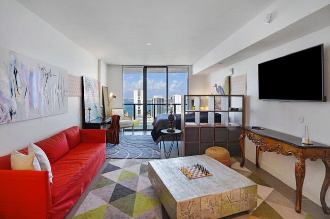 Building Photo - 1600 NE 1st Ave Unit 2702 Rental