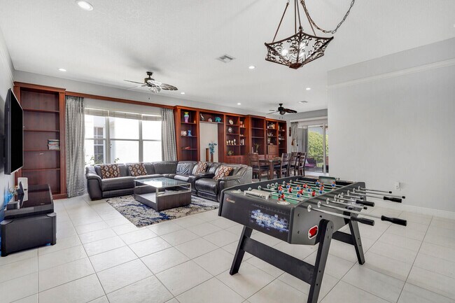 Photo - 19084 Skyridge Cir