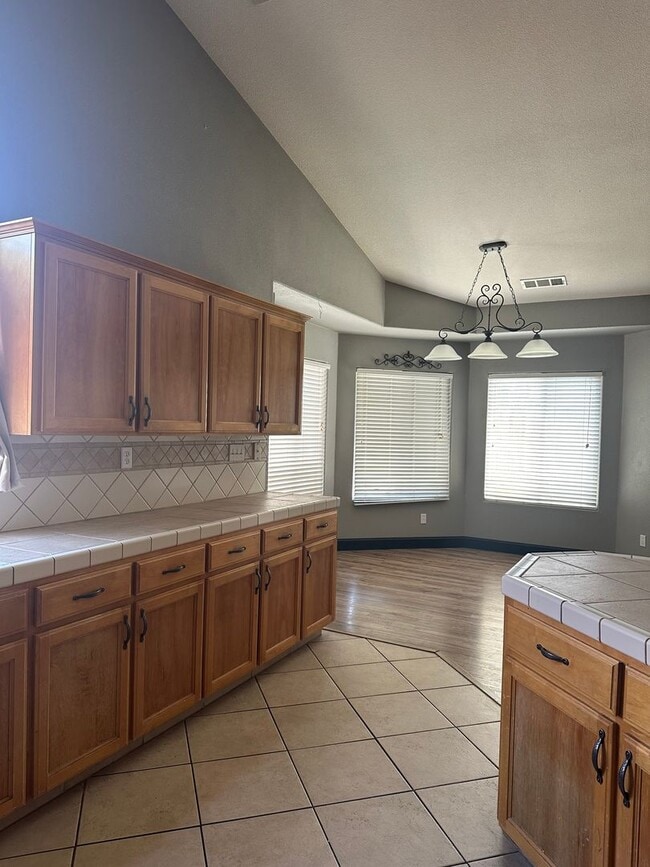 Photo - Cozy home in well established neighborhood, close to Annie R. Mitchell Elementary