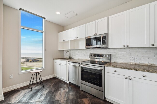 Photo - 500 Seawall Blvd