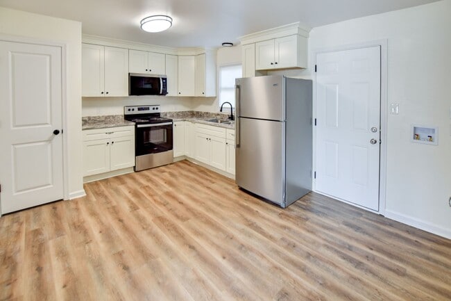 Photo - 2625 Harvard Dr Unit 2625 Harvard Ave