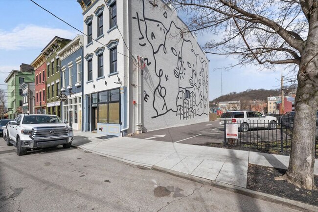 Photo - 18 W Elder St Unit ID1056097P