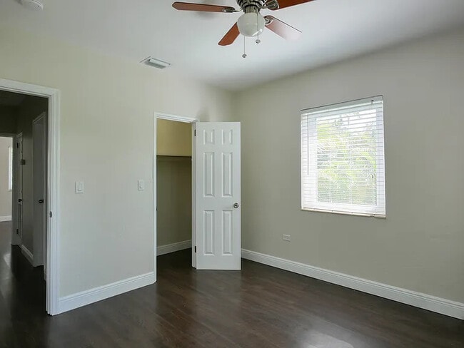 Photo - $2,650 11105-07 NE 9th Ave #11105