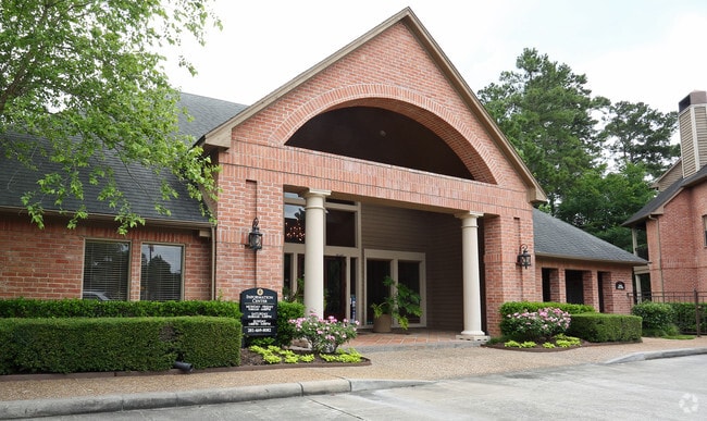 Oficina de arrendamiento - Chasewood Apartments