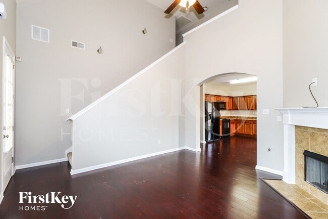 Photo - 4160 Bedford Valley Ln