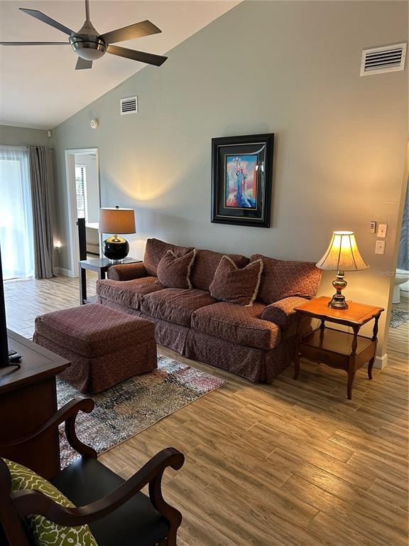 13236 Molitor Ct