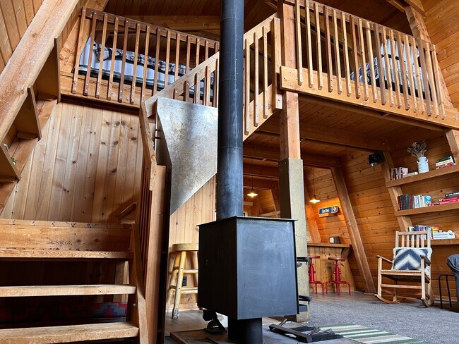 Photo - Rustic Cabin in the Aspens - Incredible Su...