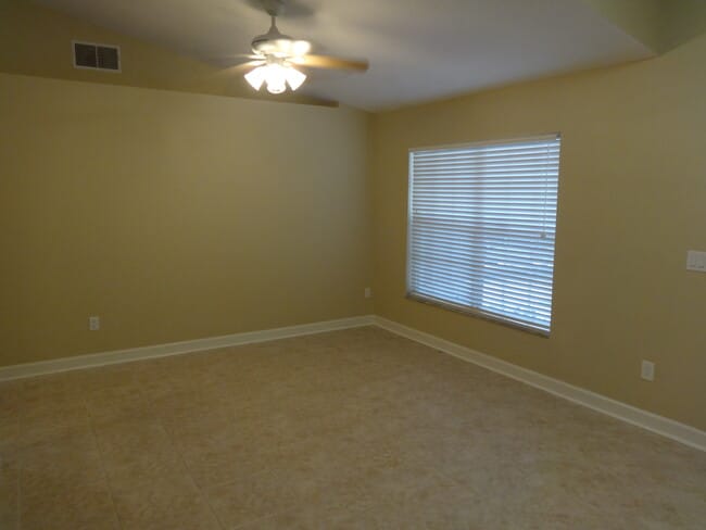 Photo - 1242 Dunbridge St