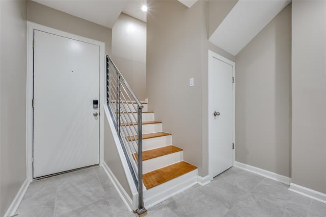 Photo - 4130 Newton Ave Unit A