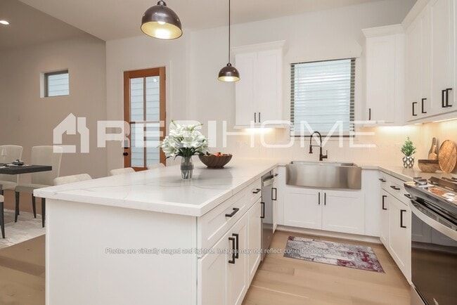 Photo - 3048 Truxillo St