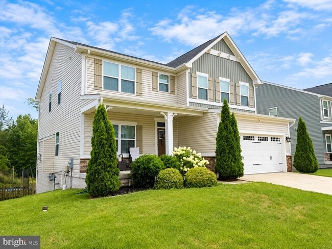 Building Photo - 9202 Wood Creek Cir